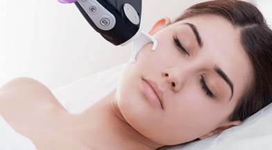 Cos’è il ringiovanimento frazionato della pelle del viso