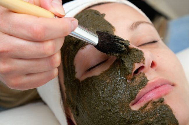 Maschera alle alghe per la compattezza e l'elasticità della pelle